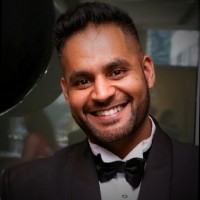 Humza Mahomed Email & Phone Number