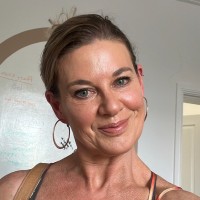 Kerryn Delen Email & Phone Number