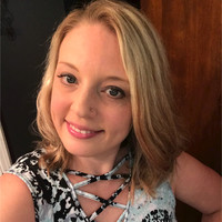 ImmediaDent Employee Cassie Neumann's profile photo
