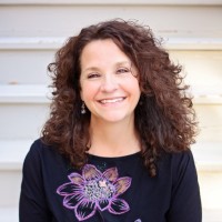 Office Essentials Employee Laura Sauer's profile photo