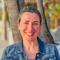 Lindsey Sussman Email & Phone Number