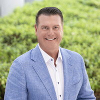 Edwards Lifesciences Employee Adam Wells's profile photo