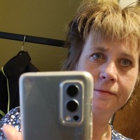 Lotta Jonsson Email