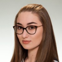 Dorottya Regényi Email