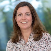 Chantal Moreau-Peeters Email