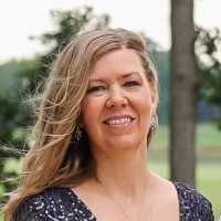 CED - Consolidated Electrical Distributors, Inc. Employee Laura Pell's profile photo