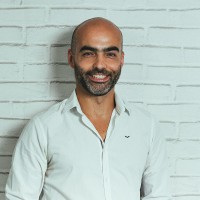 Vitor Corredeira Email