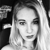 Bath & Body Works Employee Nikole Davis's profile photo