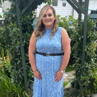 Lyndsay Currie Email