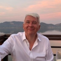 Alan Bowkett Email
