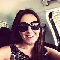 OPTOMIC Employee Yolanda Escobales Ortiz's profile photo