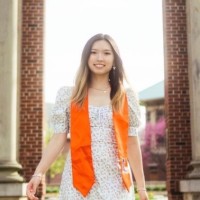 DataRobot Employee Julia Cheng's profile photo