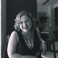 Embrapa Meio Ambiente Employee Paula Packer's profile photo