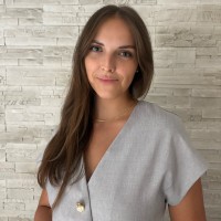 Karina László Email