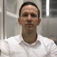 Birk Teuchert Email