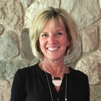 Touchstone Crystal Employee Wendy Hazlett's profile photo