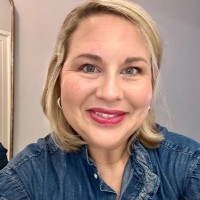 Lindsay van Cleave Severn Email & Phone Number