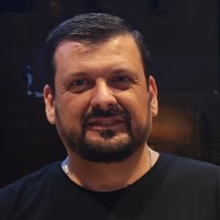 André Prates Email