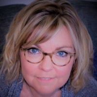 Vivienne Cooke Email