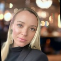 Carlianne Nawrocki Email