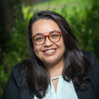 Olivia Muñoz Email & Phone Number