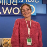 Yoobe Me Employee Izabella Botario's profile photo