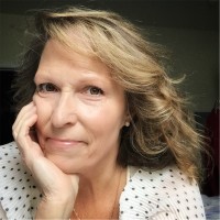 Deborah Fox Email & Phone Number