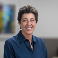 Lizz Pellet Email & Phone Number