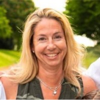 Sunrise Education Group Employee Stephanie Creager's profile photo