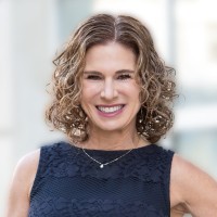 Fia Fasbinder Email & Phone Number