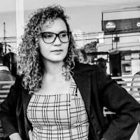 Fernanda Correa Email