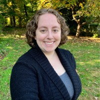 Sarah Medeiros Email & Phone Number