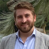 Roberto Bryer Email & Phone Number