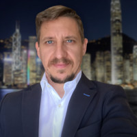 Lucas M. Email