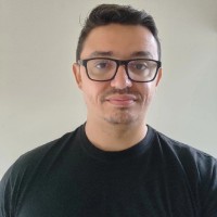 Luiz Henrique Souza Email