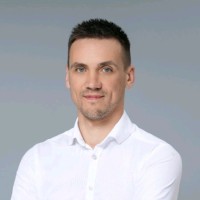 Lukas McIob Email