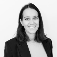 Eline Bakker Email