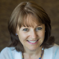 Century 21 Full Service Realty Employee Luanne McGann's profile photo