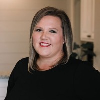 Leslie McGill Email & Phone Number