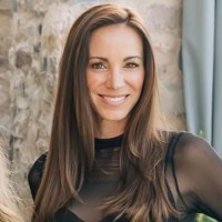 Silverleaf Realty Employee Jennifer van Moorlehem's profile photo