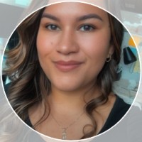Mayara B. Email