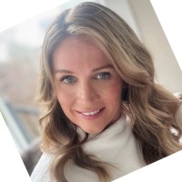 Straumann Dental Employee Vanessa Dibb's profile photo