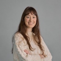 Lucía Cascón Email