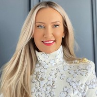 Hellen Bowey Email & Phone Number