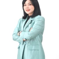 Dina Dellyana Email & Phone Number