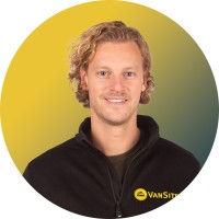 Maximilian B Email
