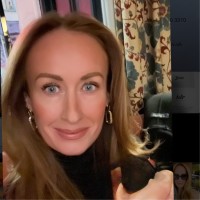 Charles Tyrwhitt Employee Rebecca Howat's profile photo