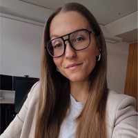 Sarah Woroneck Email