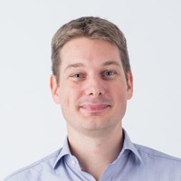 Helge de Vries Email