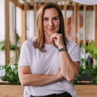 Anna Kabelková Email & Phone Number